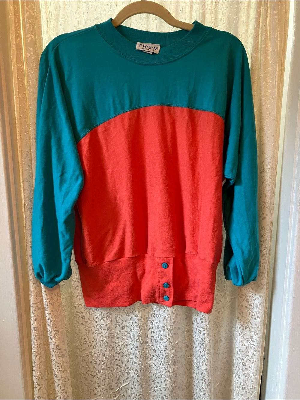 🌺 4 for 20.00, vintage 90’s color block shirt size small